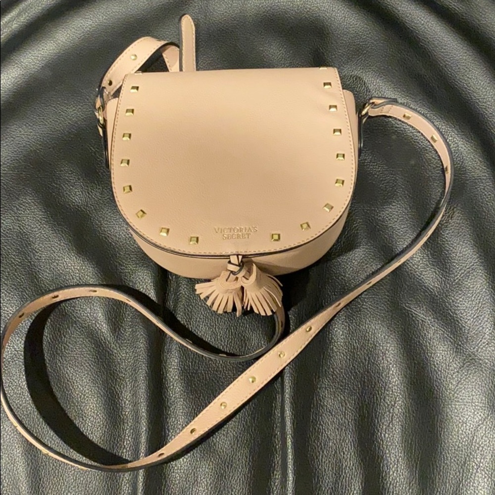 NWOT Victoria’s Secret light pink crossbody bag